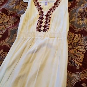 white maxi dress